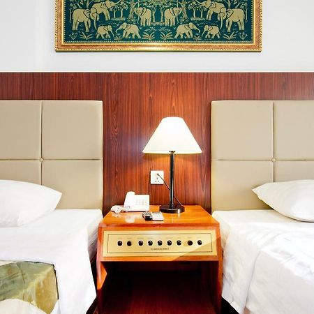 Diamond Hotel Πνομ Πενχ Εξωτερικό φωτογραφία